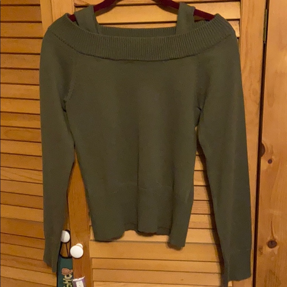 TAKEOUT OLIVE OFF THE SHOULDER SWEATER WITH STRAPS
